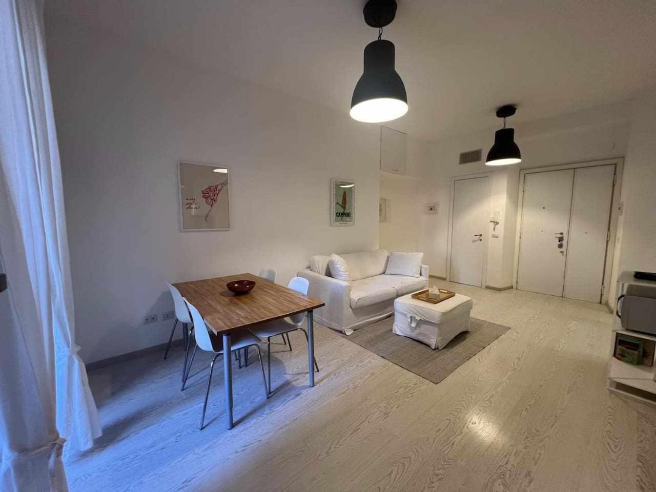 Modern Apartment In Monteverde ローマ エクステリア 写真