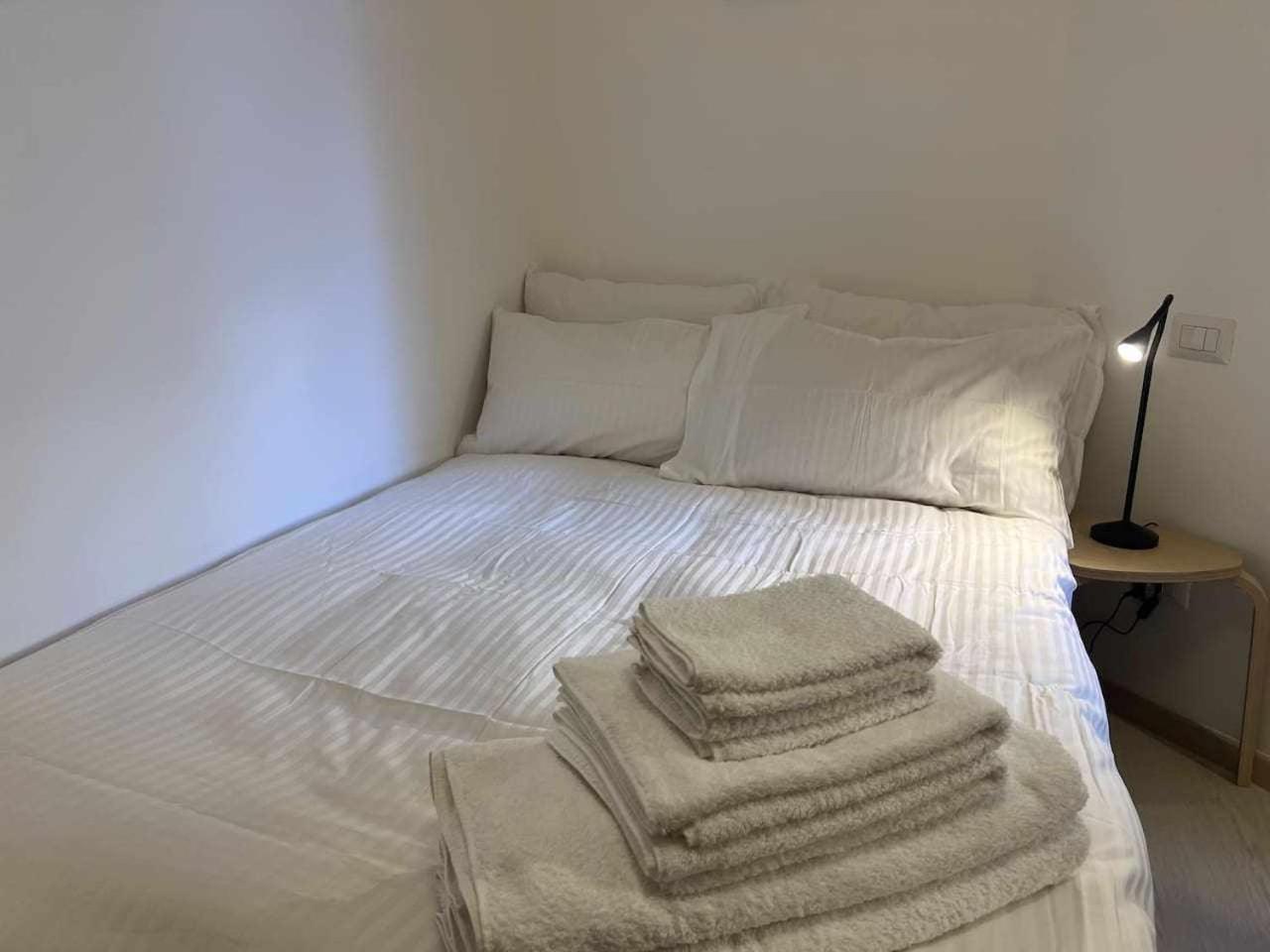 Modern Apartment In Monteverde ローマ エクステリア 写真
