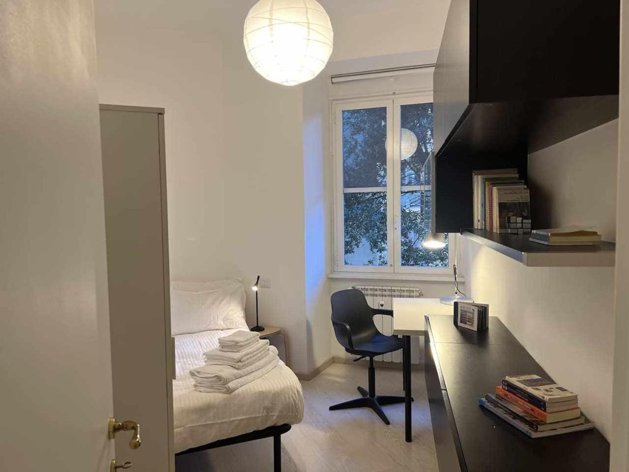 Modern Apartment In Monteverde ローマ エクステリア 写真