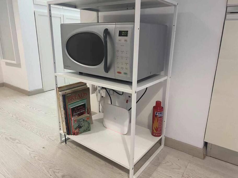Modern Apartment In Monteverde ローマ エクステリア 写真