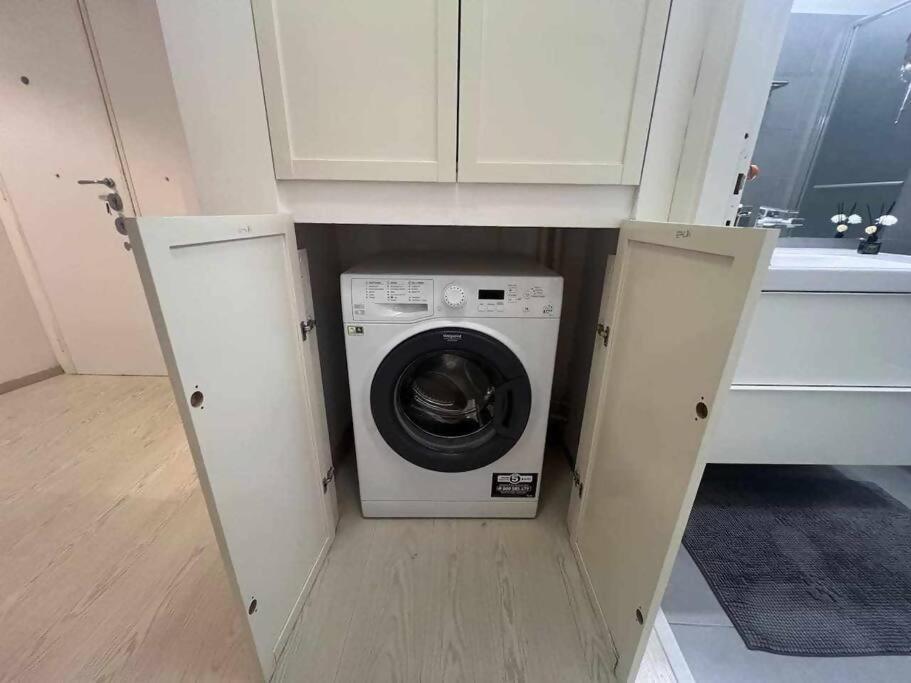 Modern Apartment In Monteverde ローマ エクステリア 写真